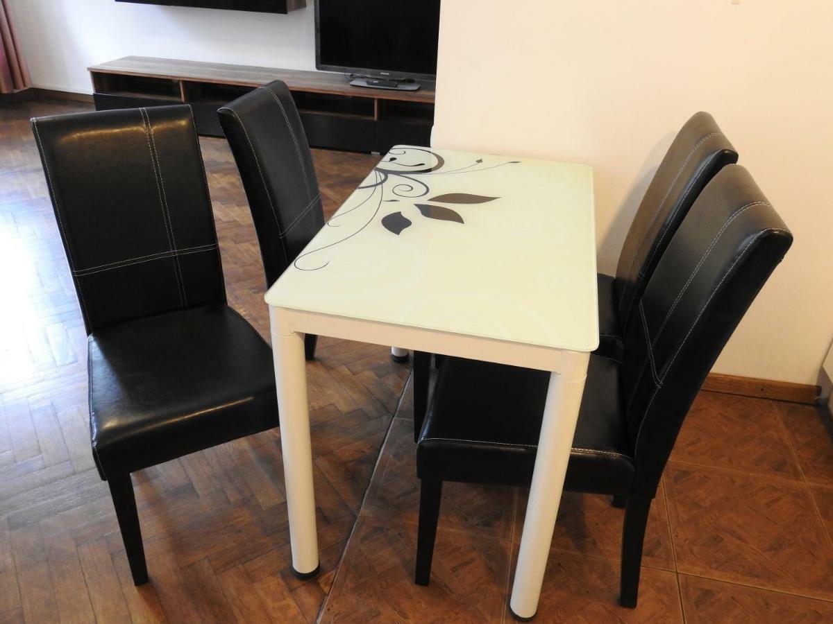 Laisves Aleja Apartment Kaunas Ngoại thất bức ảnh